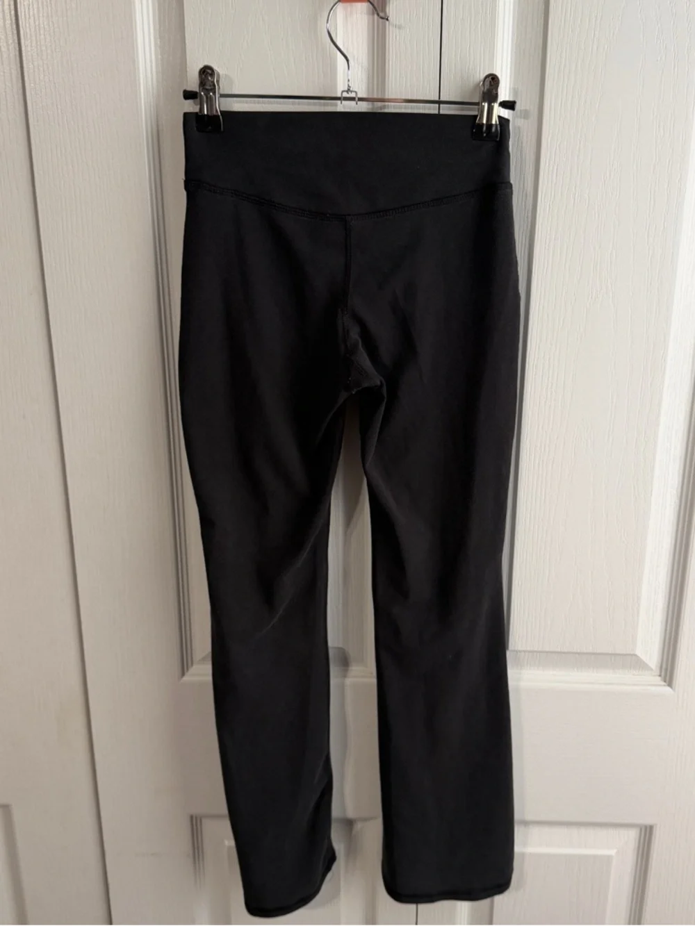 Old Navy active go dry high rise‎ flare size large 10-12